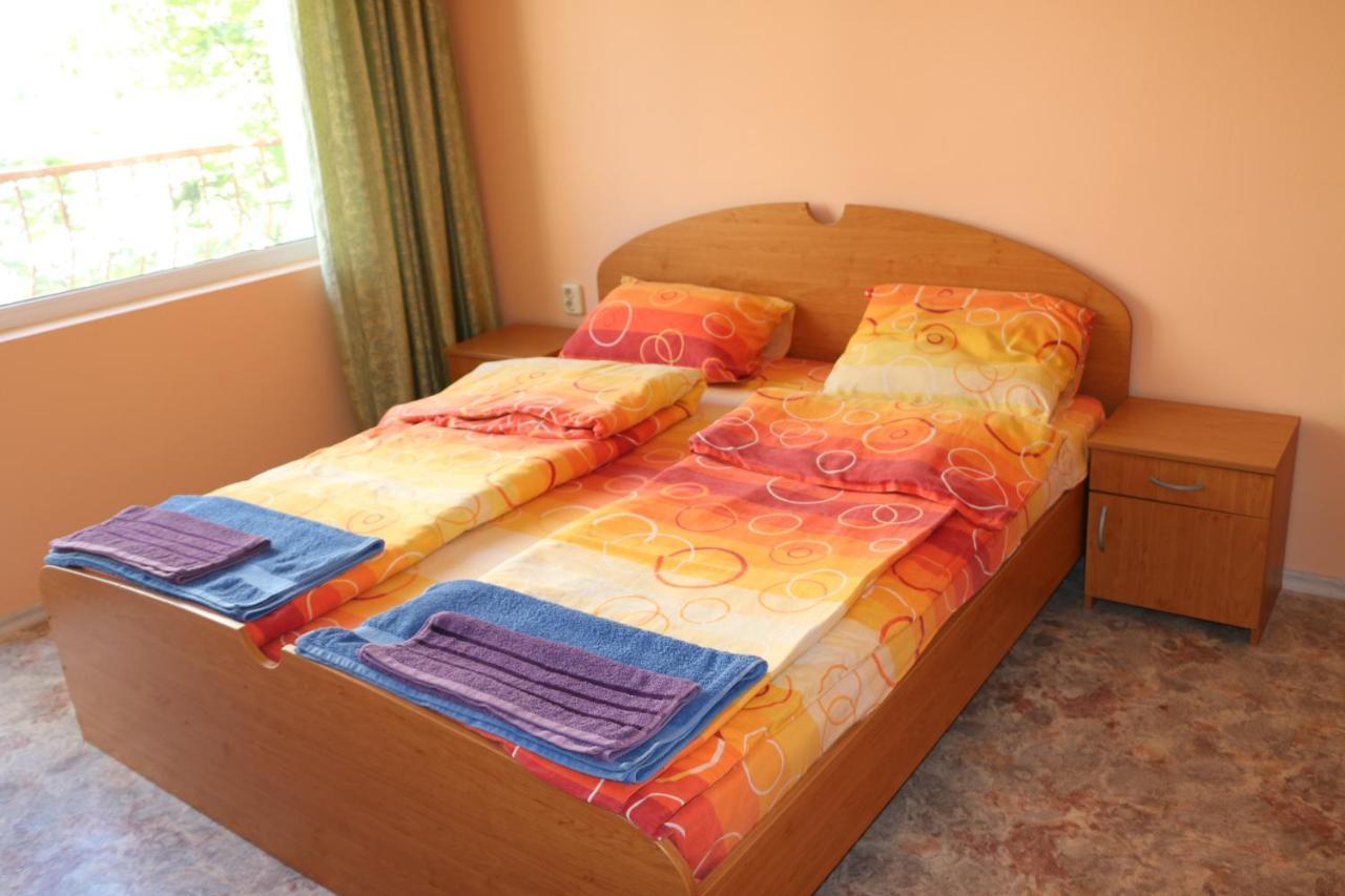 City Stay In Varna Ngoại thất bức ảnh