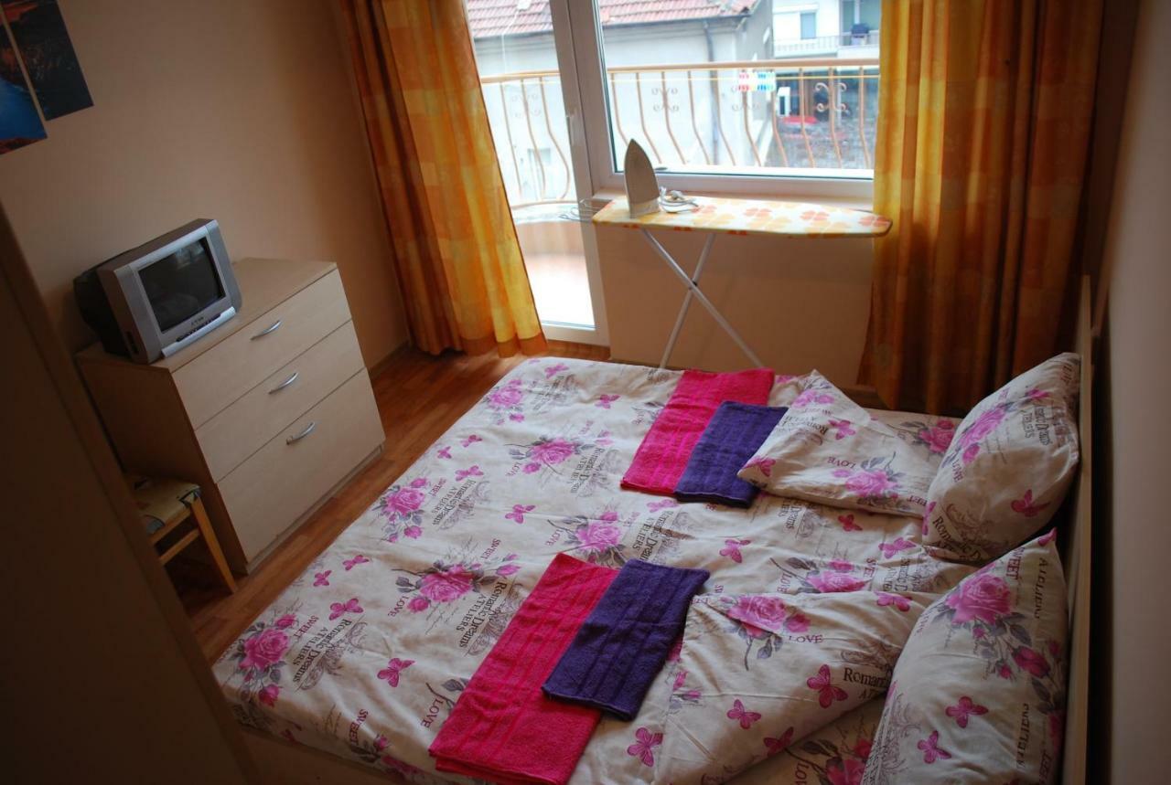 City Stay In Varna Ngoại thất bức ảnh
