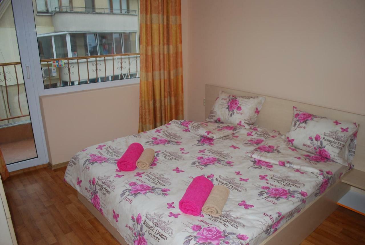 City Stay In Varna Ngoại thất bức ảnh