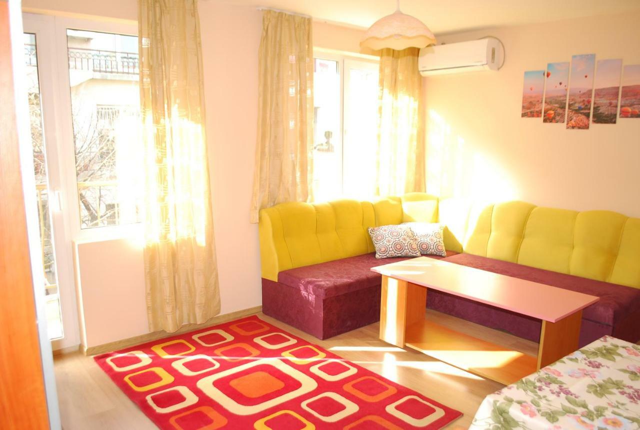 City Stay In Varna Ngoại thất bức ảnh