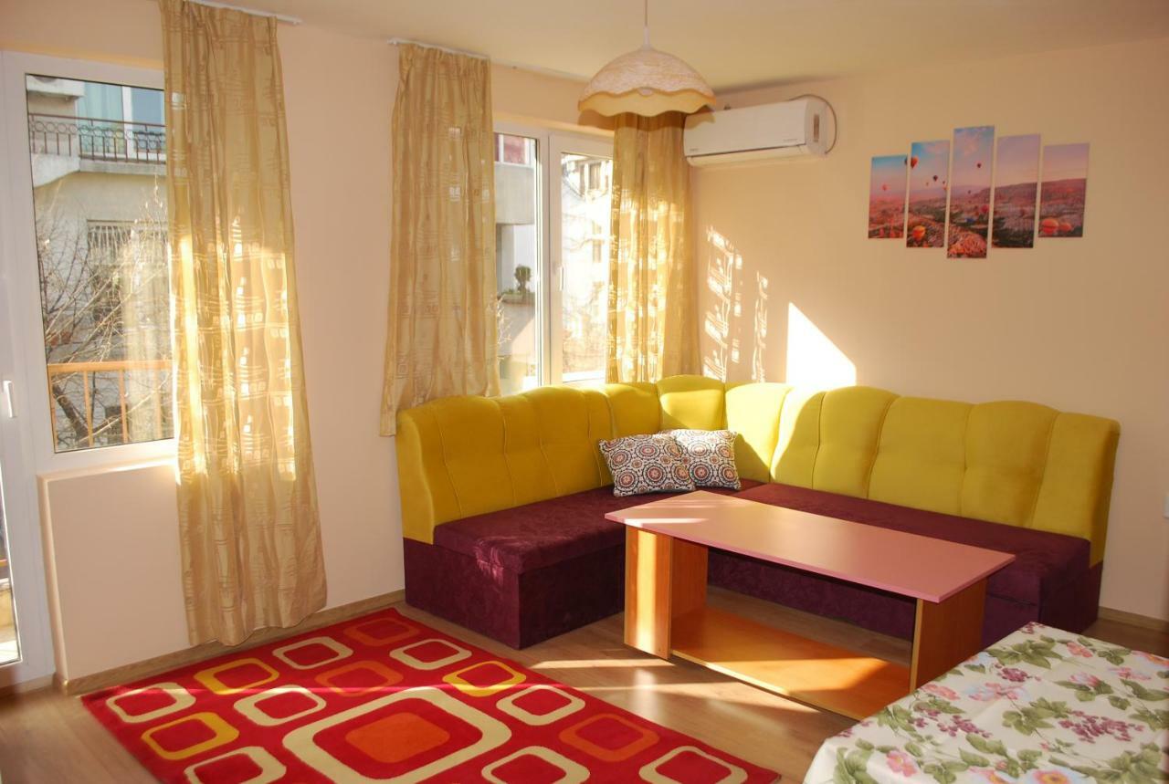 City Stay In Varna Ngoại thất bức ảnh