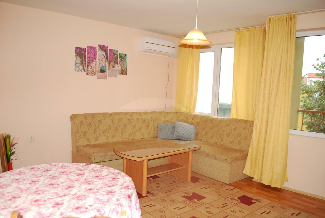 City Stay In Varna Ngoại thất bức ảnh