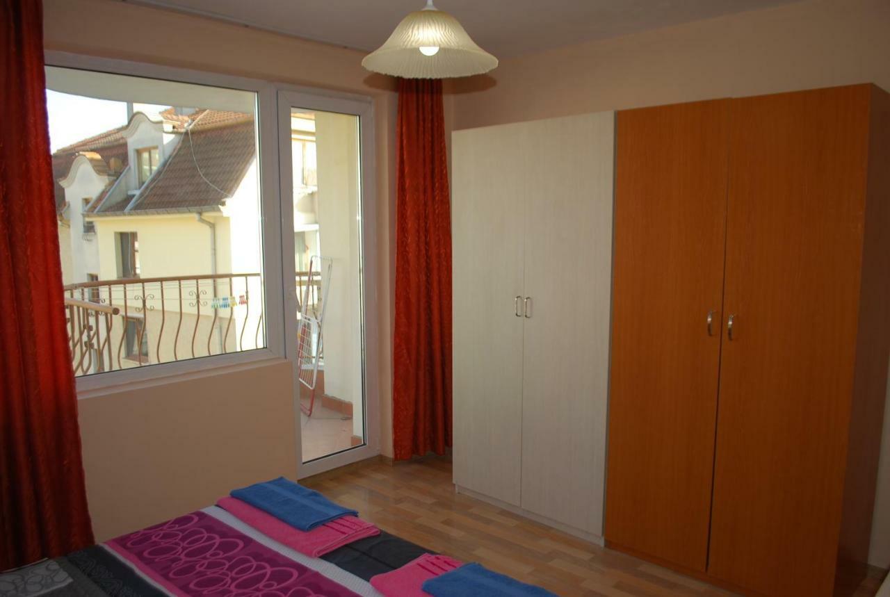 City Stay In Varna Ngoại thất bức ảnh