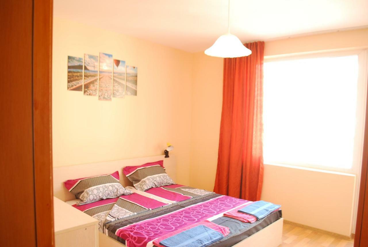 City Stay In Varna Ngoại thất bức ảnh