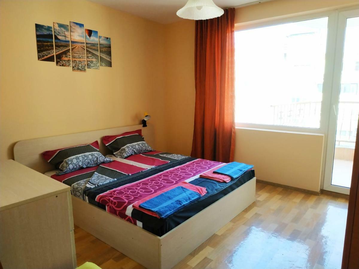 City Stay In Varna Ngoại thất bức ảnh